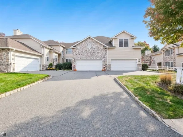 7 Oconnor Cir, West Orange Twp., NJ 07052