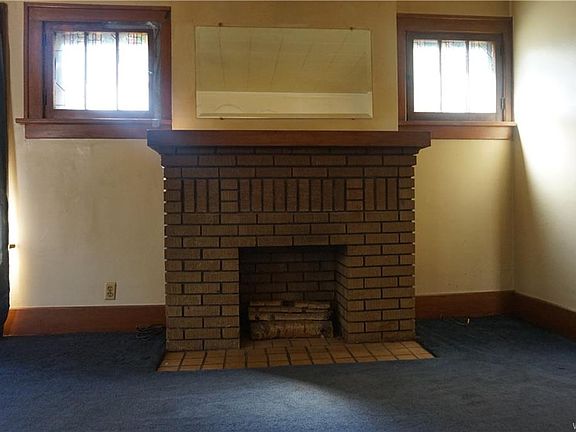 3rd image of 16 Medford Pl