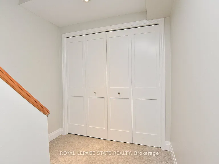 519 Southridge Dr — Photo 35