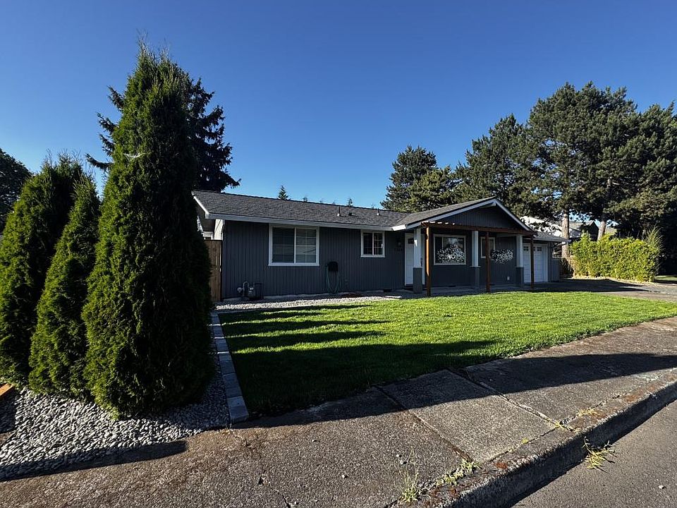 1st image of 33691 NE Karen Pl