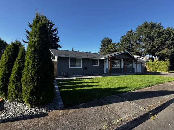 33691 NE Karen Pl, Scappoose, OR 97056