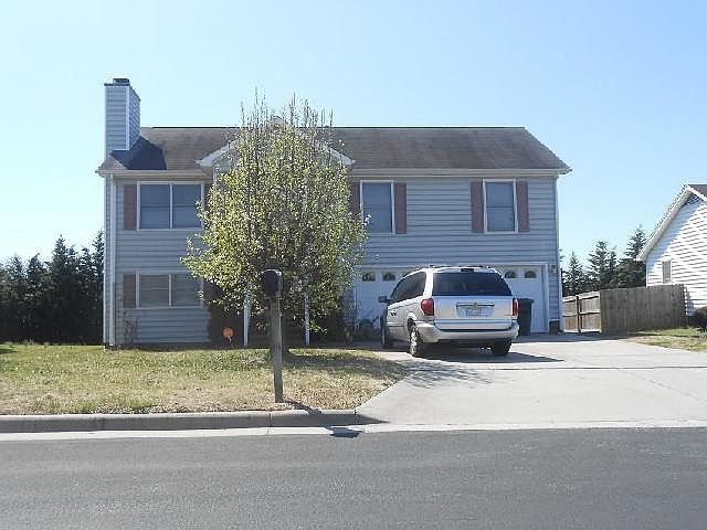1st image of 400 Mount Olive Dr
