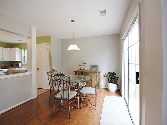 2nd image of 410 Sesqui Trl