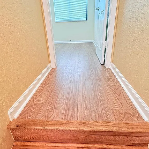 13769 Yarmouth Dr — Photo 32