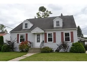 190 14th St photo 1