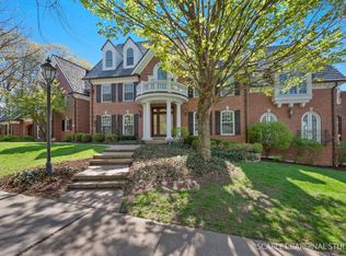 400 Abrahamson Ct, Naperville, IL