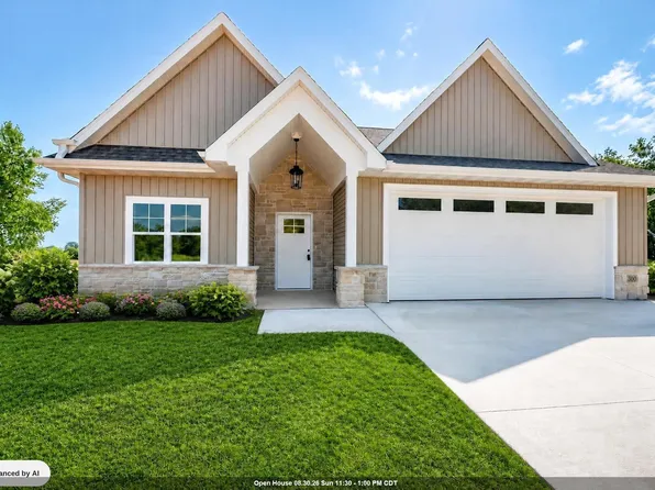 300 Deer Shed Trl, Green Bay, WI 54311
