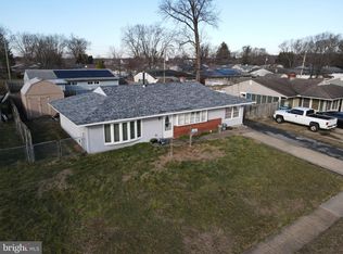 8 Metten Rd, Newark, DE 19713