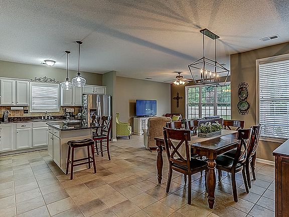 Kitchen Breakfast Room