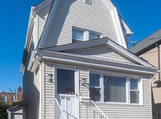 9256 244th St, Floral Park, NY 11001