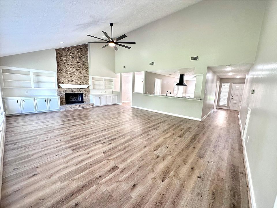 1st image of 25106 Collingtree Dr