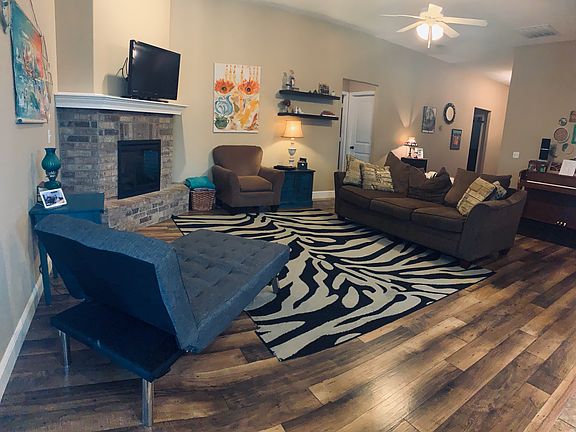 Living room 1