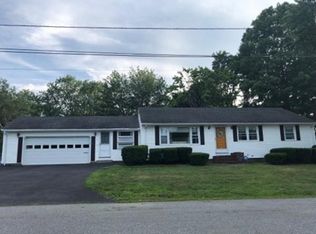 7 Dunstable St, Lawrence, MA 01843