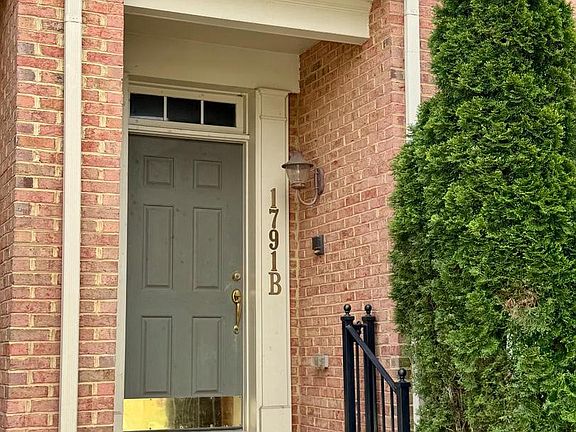 2nd image of 1791 Wheyfield Dr #19-B
