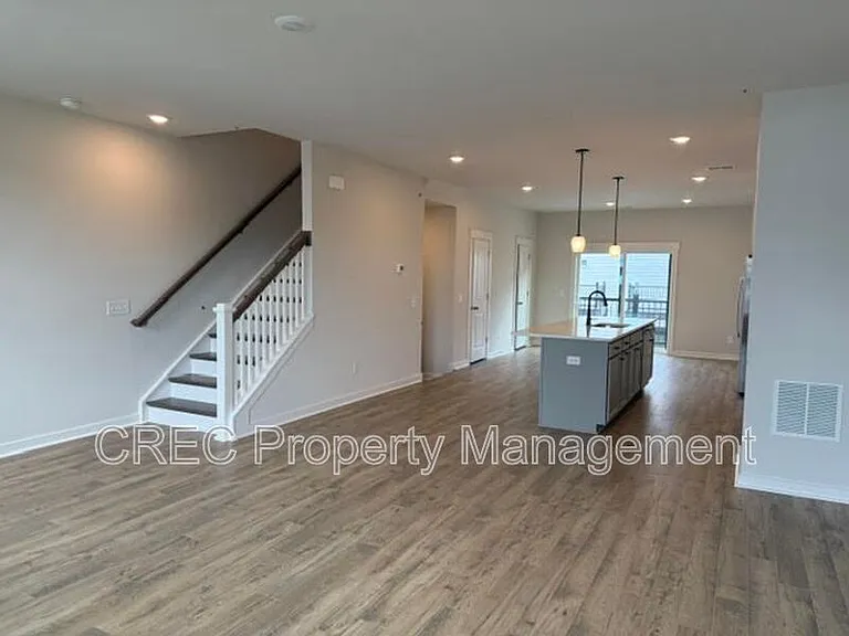 596 Scholar Way — Photo 8