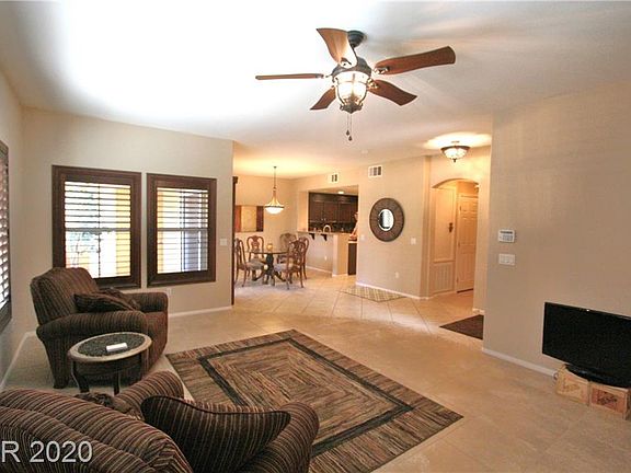 5th image of 820 Canterra St Unit 2052