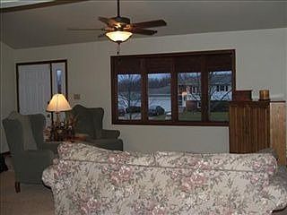2nd image of 405 Northfield Ln