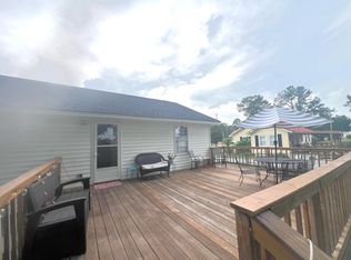 4020 Old Cherry Point Rd, New Bern, NC 28560