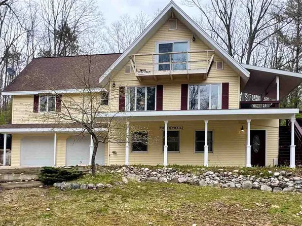 11575 Locksley Dr, Frederic, MI 49733