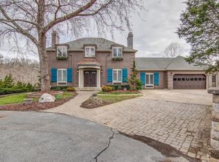 3600 Lakeshore Dr, Kingsport, TN 37663