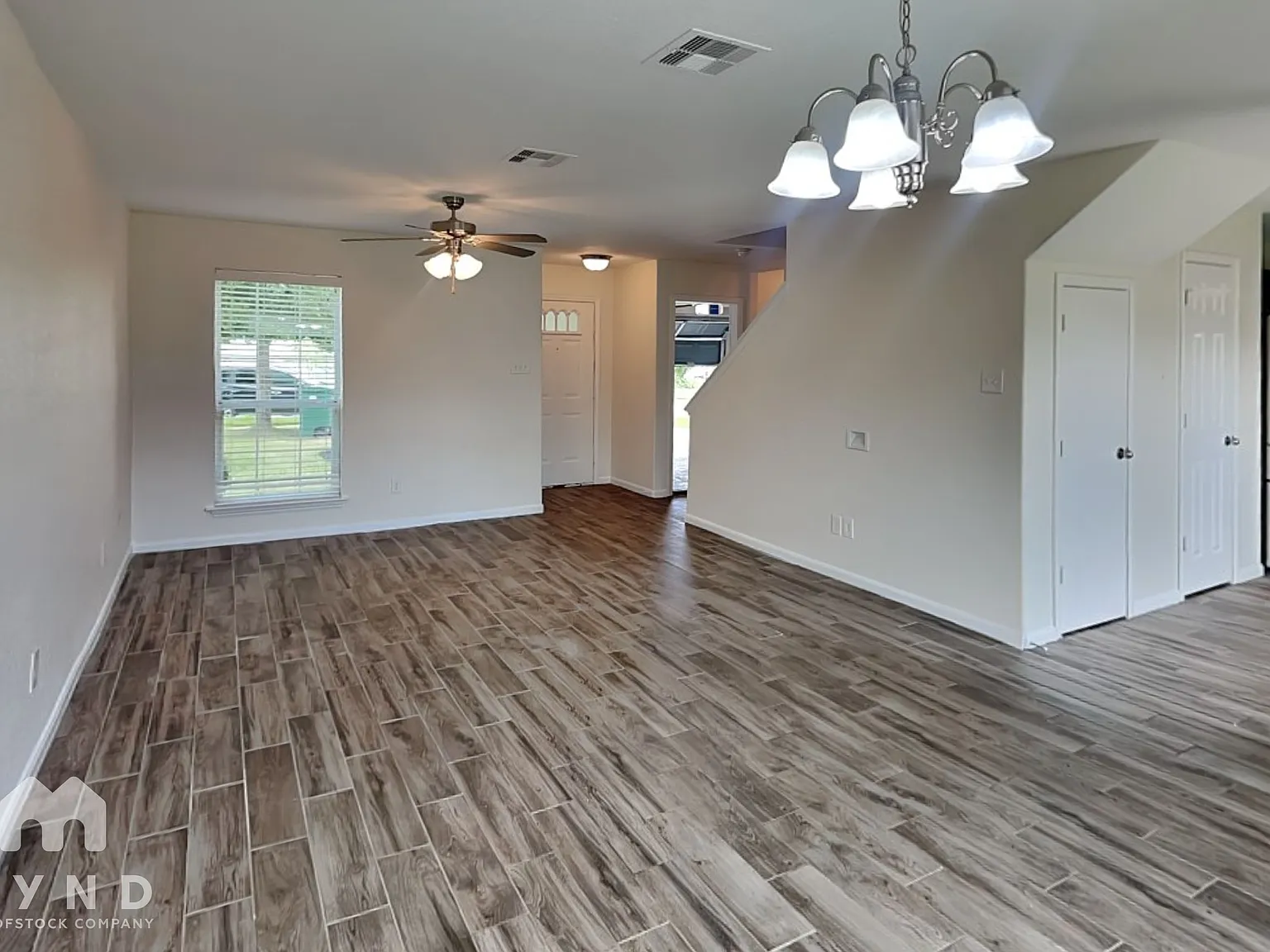 4 bed, 2.5 bath, 1700 sqft, $2,200 — Photo 3