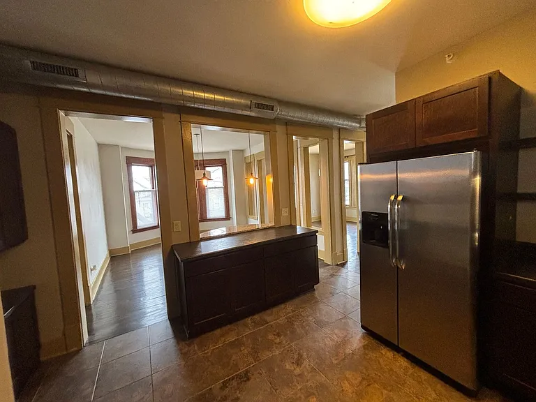 641 19th Street 1821 Woodland Ave — Photo 5