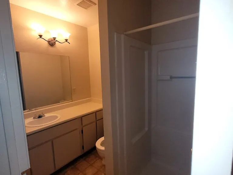 3941 Madison Ave #200 — Photo 22