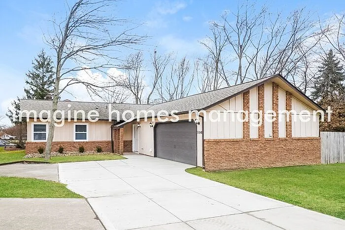 17648 Drake Rd — Photo 1