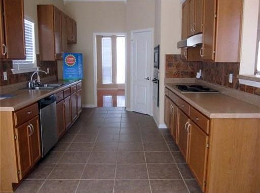 4th image of 1241 Sinskey Dr