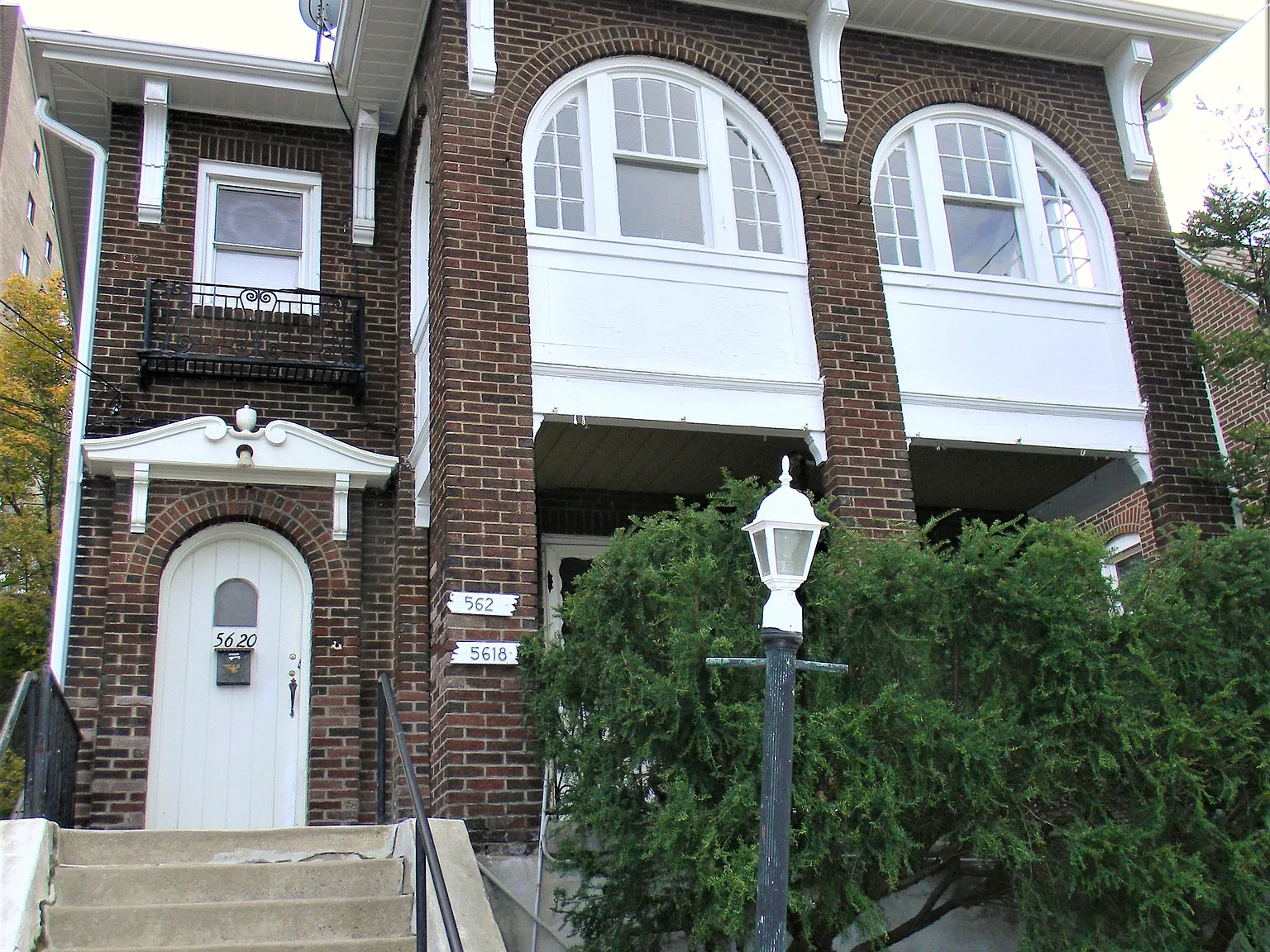 3 bed, 2594 sqft, $1,750 — Photo 1