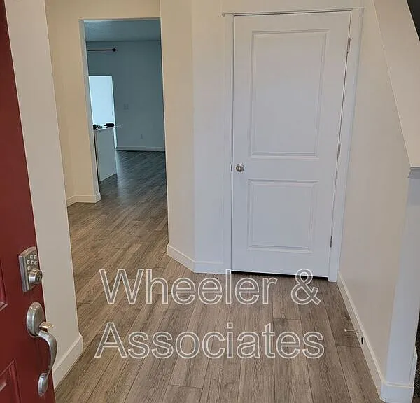 3713 W Cold Pond Ave — Photo 9