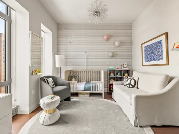 35 West 15th Street image 5 of 18