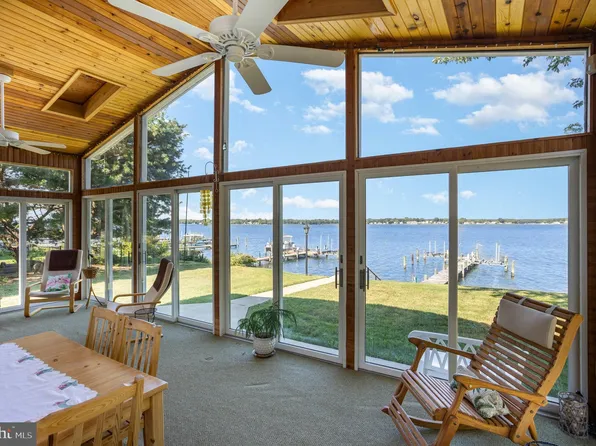 4212 Lynhurst Rd, Baltimore, MD 21222