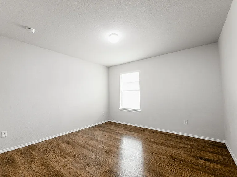 24370 Invitation Oak — Photo 30