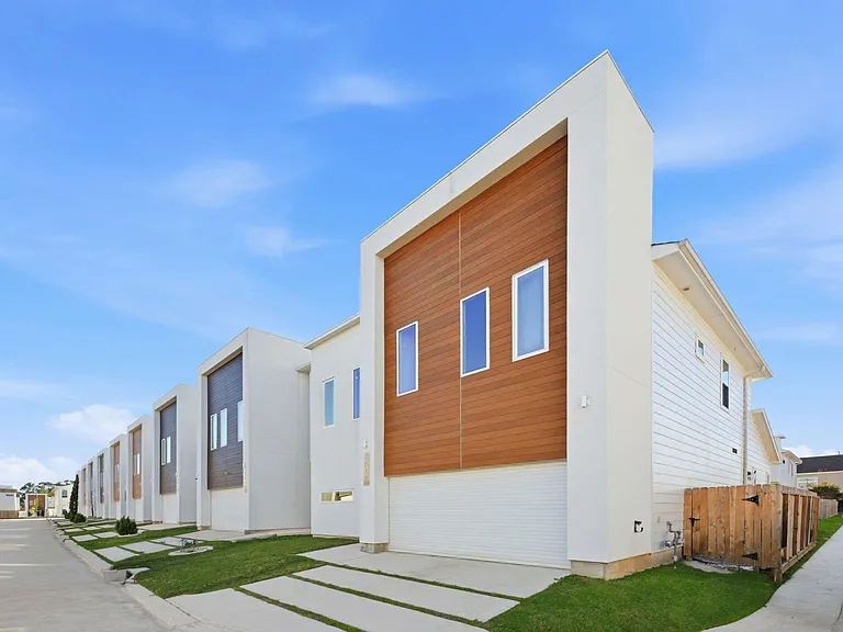 5519 Paraiso Pl — Photo 3