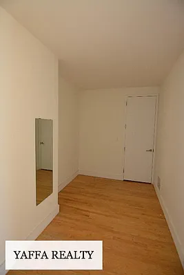 Rented by Yaffa Realty LLC | media 18