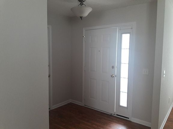 3rd image of 25 Halyard Dr