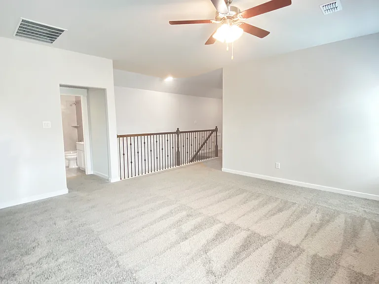 4011 Goldfinch Hvn — Photo 23