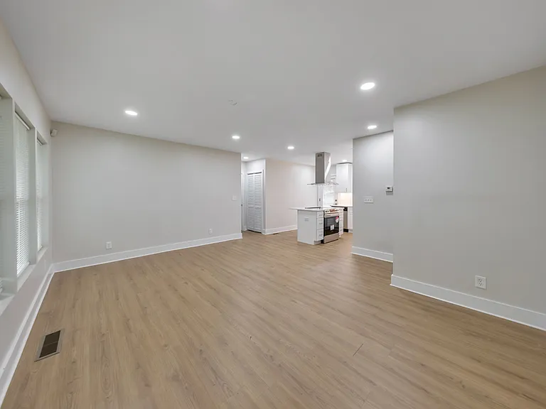 1346 Wichita Dr SW — Photo 8