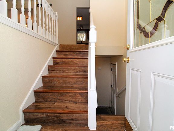 3rd image of 6434 N Brookwood Ln