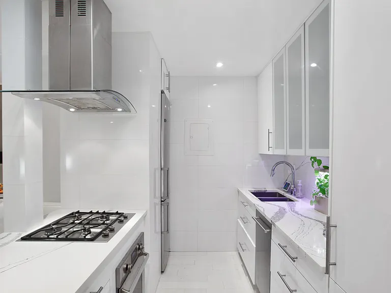 106 Central Park S #12M — Photo 13