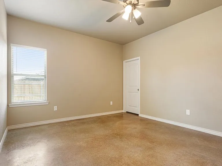 1101 College Ave — Photo 12