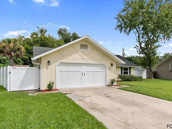 3rd image of 44 Lake Park Cir