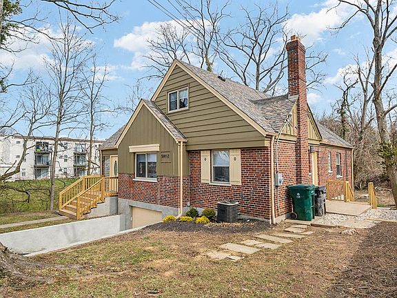 2nd image of 5912 Wyatt Ave