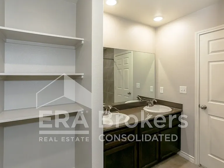 2328 Duntov Dr #A — Photo 24