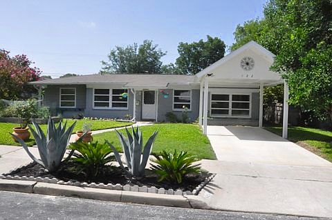 2nd image of 122 Tabard Dr