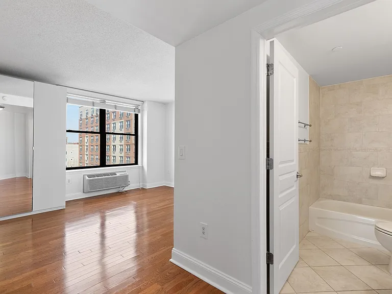 4301 Park Ave #6D — Photo 12