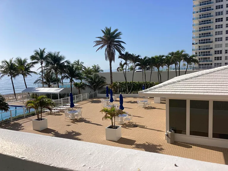 4010 Galt Ocean Dr #206 — Photo 26
