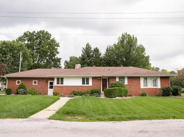 420 W Missouri St, Trenton, IL 62293