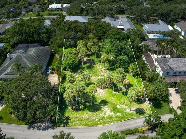 1521 Gracewood Ln, Vero Beach, FL 32963